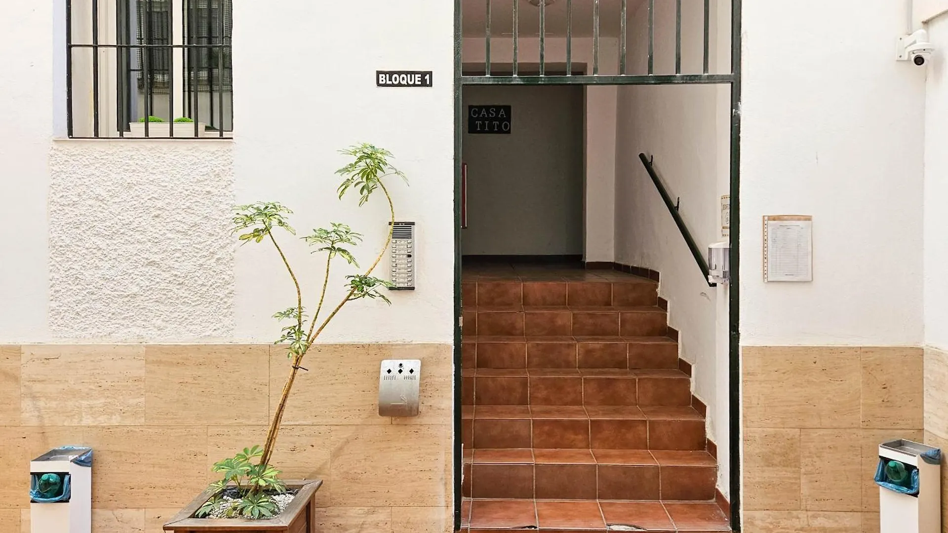 Two Bed Apartment In Malaga City Centre Ισπανία