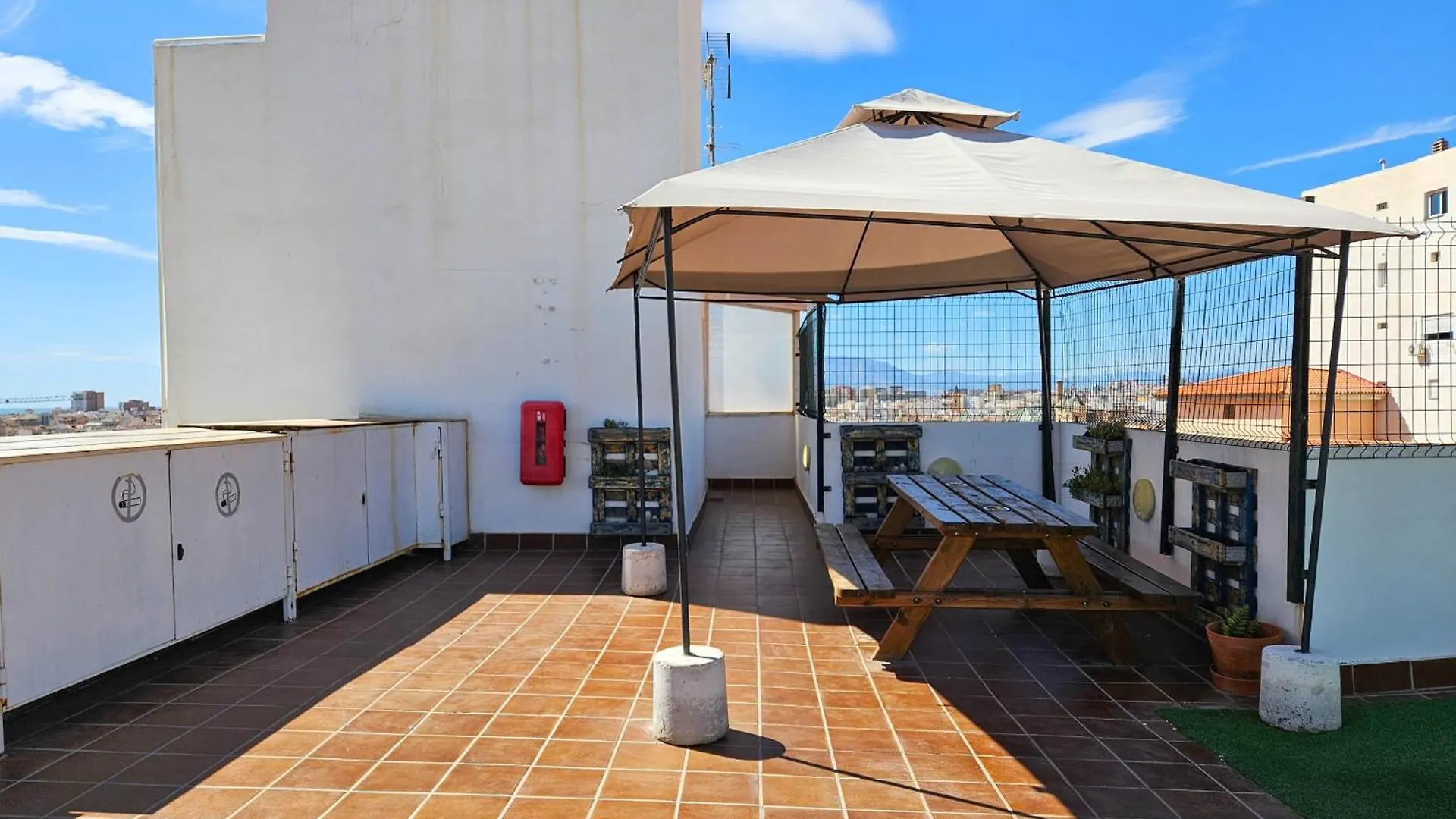 Two Bed Apartment In Malaga City Centre Ισπανία